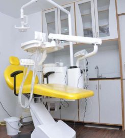 Shreeji Dental Clinic And Implant Centre