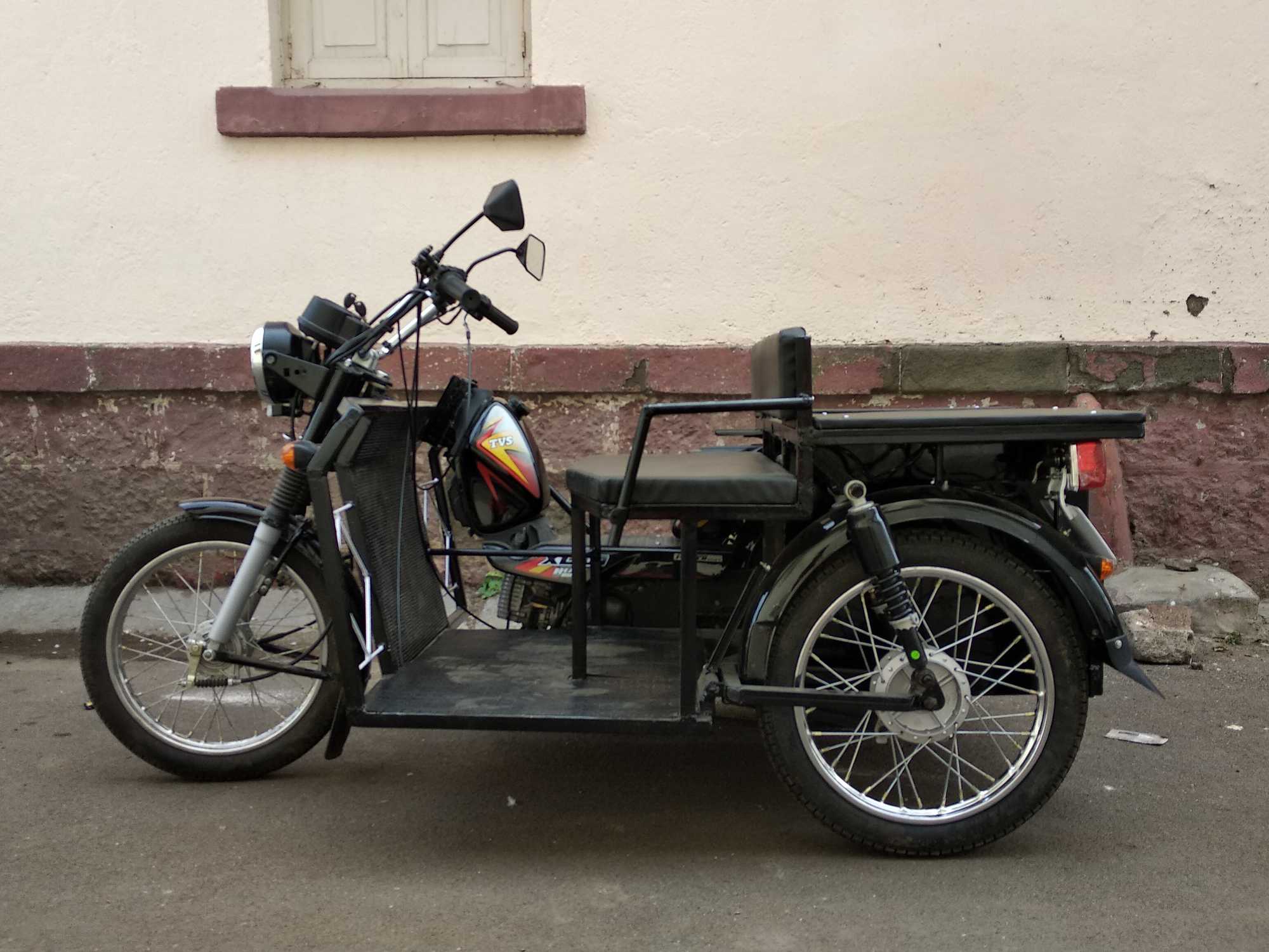 Khodiyar Tricycle